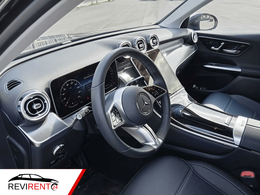 Mercedes GLC 300 luxury interior