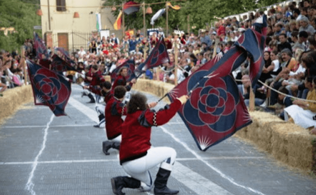 Noleggio auto eventi San Casciano dei Bagni/Author: www.valdichianasenese.com